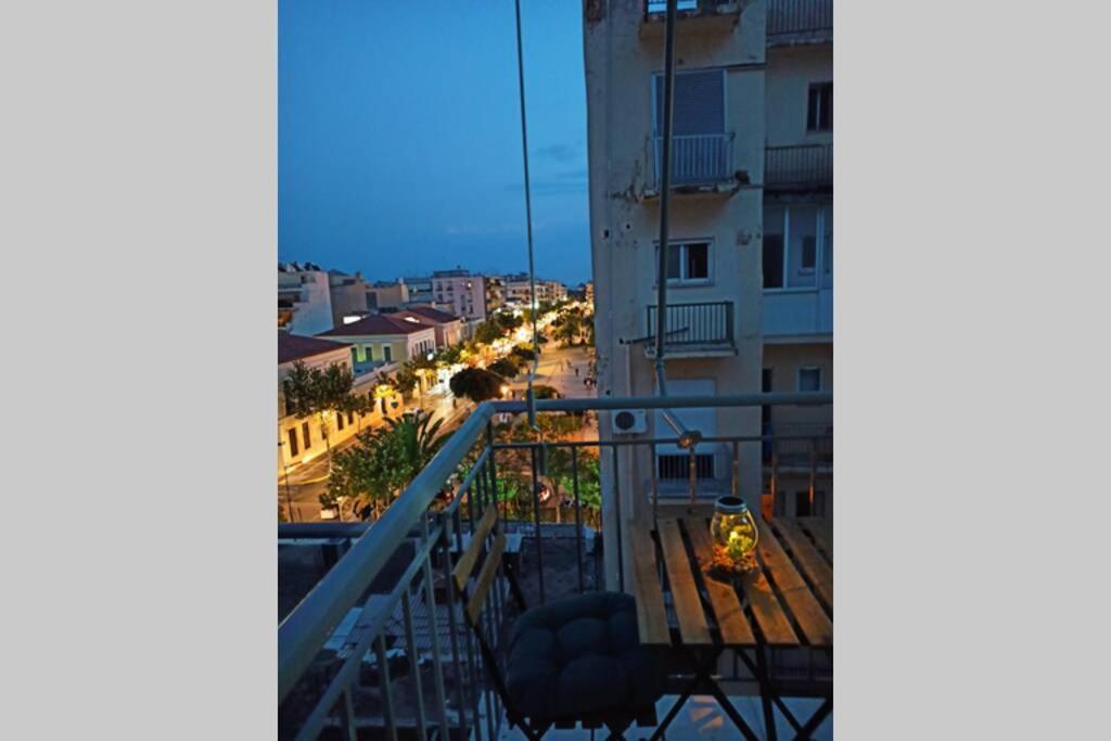 Blue Tourmaline Downtown Flat Apartment กาลามาตา ภายนอก รูปภาพ
