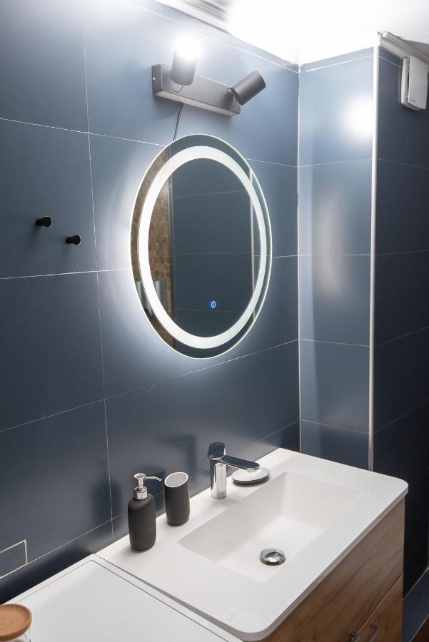 Blue Tourmaline Downtown Flat Apartment กาลามาตา ภายนอก รูปภาพ